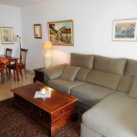 Blue Coliseo Apartment *